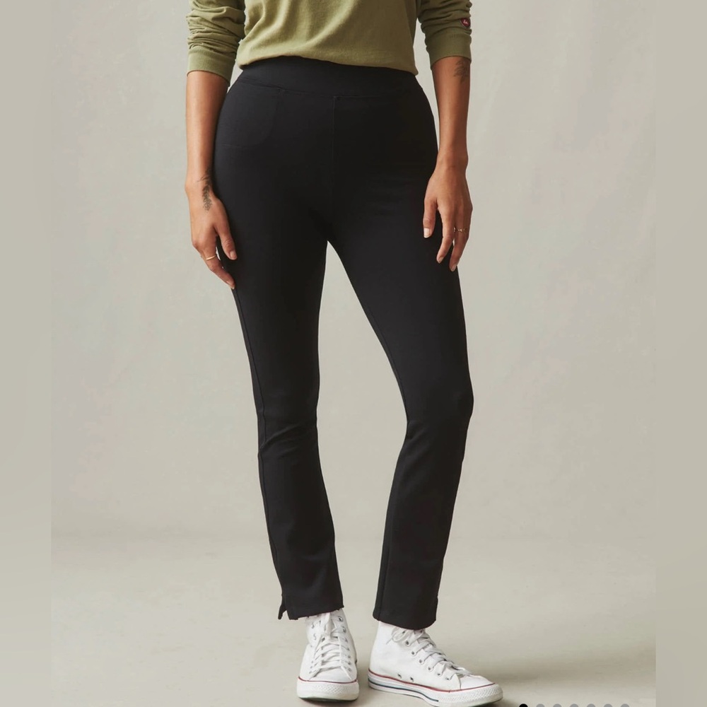 AMERICAN GIANT Pants Womens 0 Black No BS Kick Flare Ponte Knit Pull On Crop